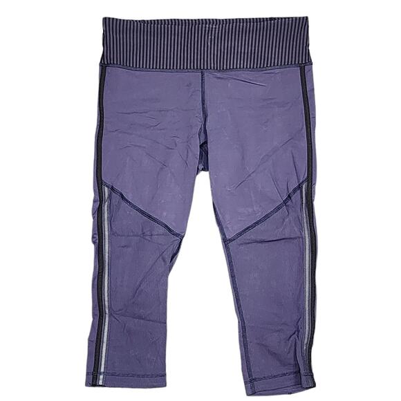 Lululemon Cropped Leggings Purple size 8 - Picture 2 of 9